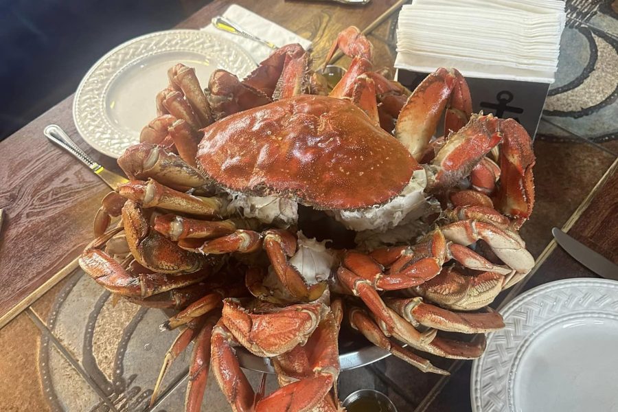 fb_northern_dream_crab_dining