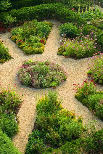 colonial formal garden at Paca House