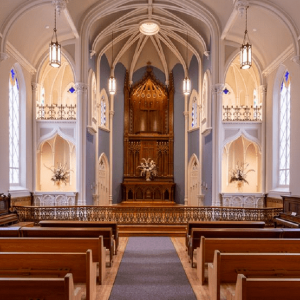 providence-academy-vancouver-interior-chapel